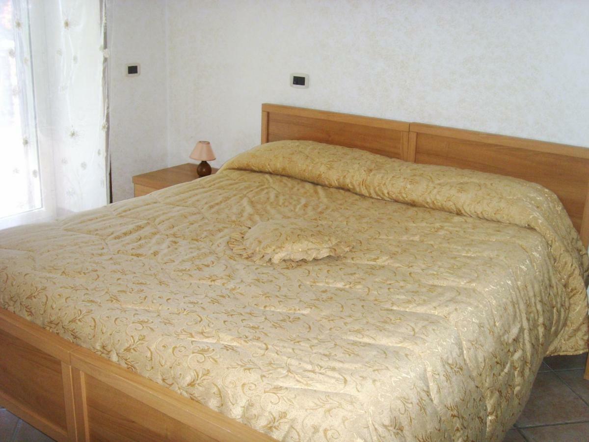 לינה וארוחת בוקר סוביאקו Casa Lieta מראה חיצוני תמונה