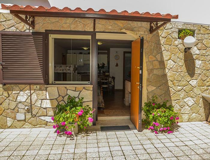 לינה וארוחת בוקר סוביאקו Casa Lieta מראה חיצוני תמונה