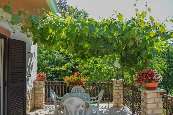 לינה וארוחת בוקר סוביאקו Casa Lieta מראה חיצוני תמונה